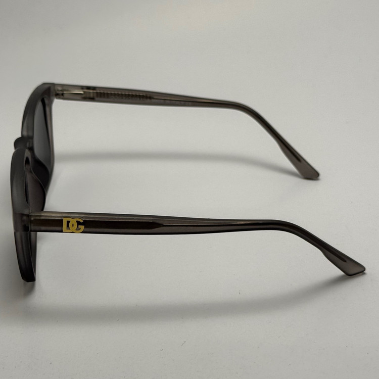 عینک آفتابی پلاریزه دولچه گابانا DOLCE GABBANA دسته سیم کشی شده لولا فنر طوسی کد 7709
