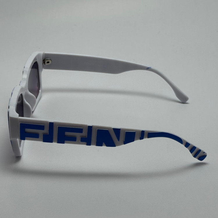 عینک آفتابی فندی FENDI سفید آبی کد 23087 - کیفیت مستر - لیمیتد ادیشن
