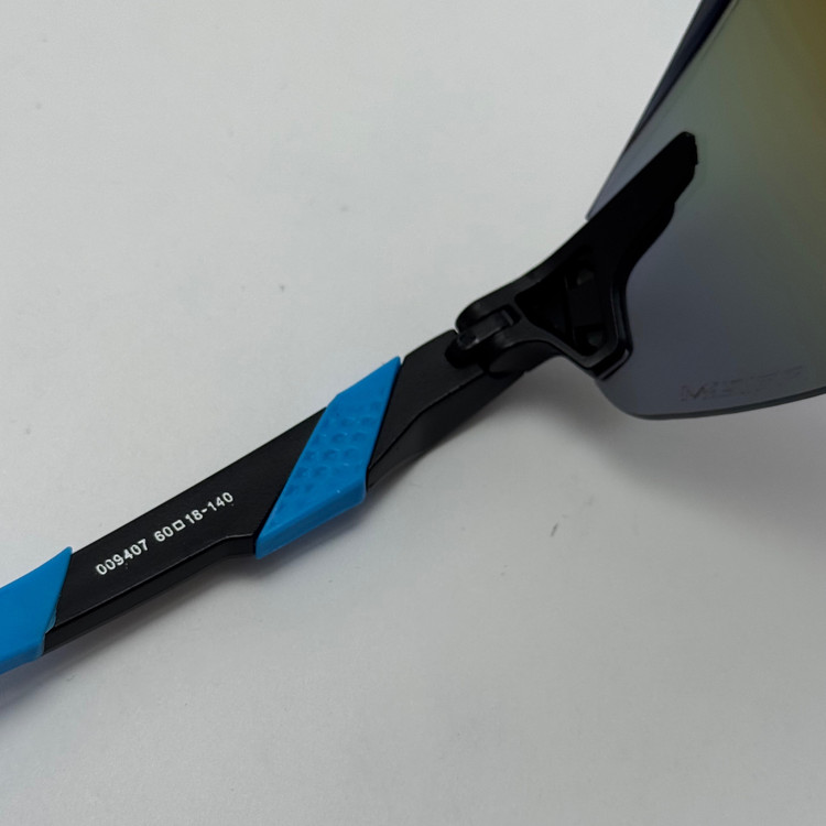 عینک آفتابی اسپرت Oakley اوکلی با لنز PRIZM عدسی آبی کد 9407