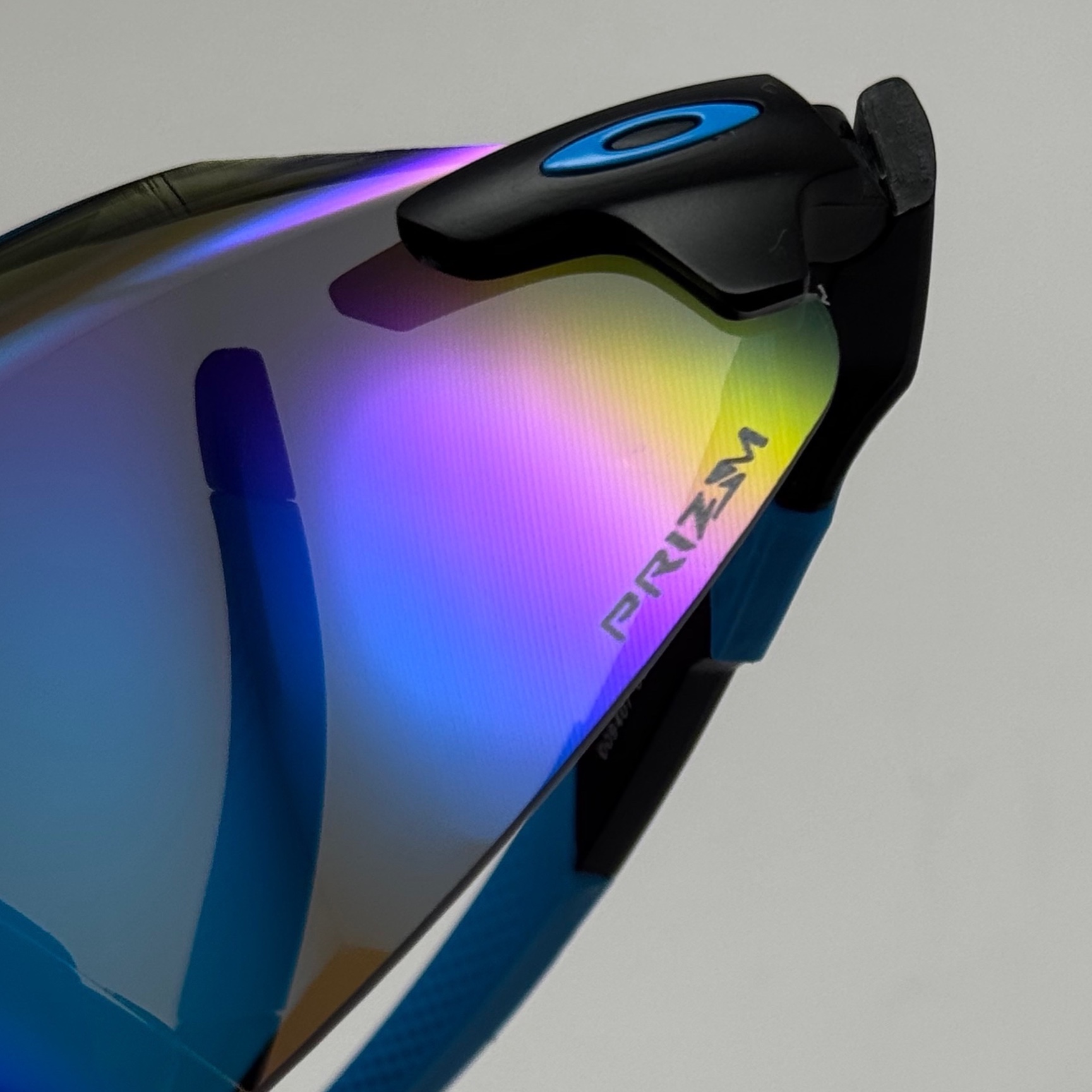 عینک آفتابی اسپرت Oakley اوکلی با لنز PRIZM عدسی آبی کد 9407