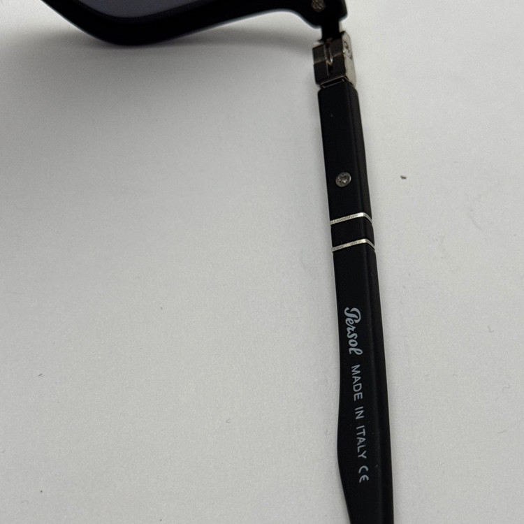 عینک آفتابی پلاریزه پرسول PERSOL مستطیلی لولا فنری کد P 8016 - عینک رانندگی - سایز متوسط