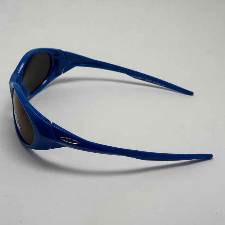 عینک آفتابی پلاریزه اوکلی مدل Oakley Eye Jacket Redux بیضی آبی