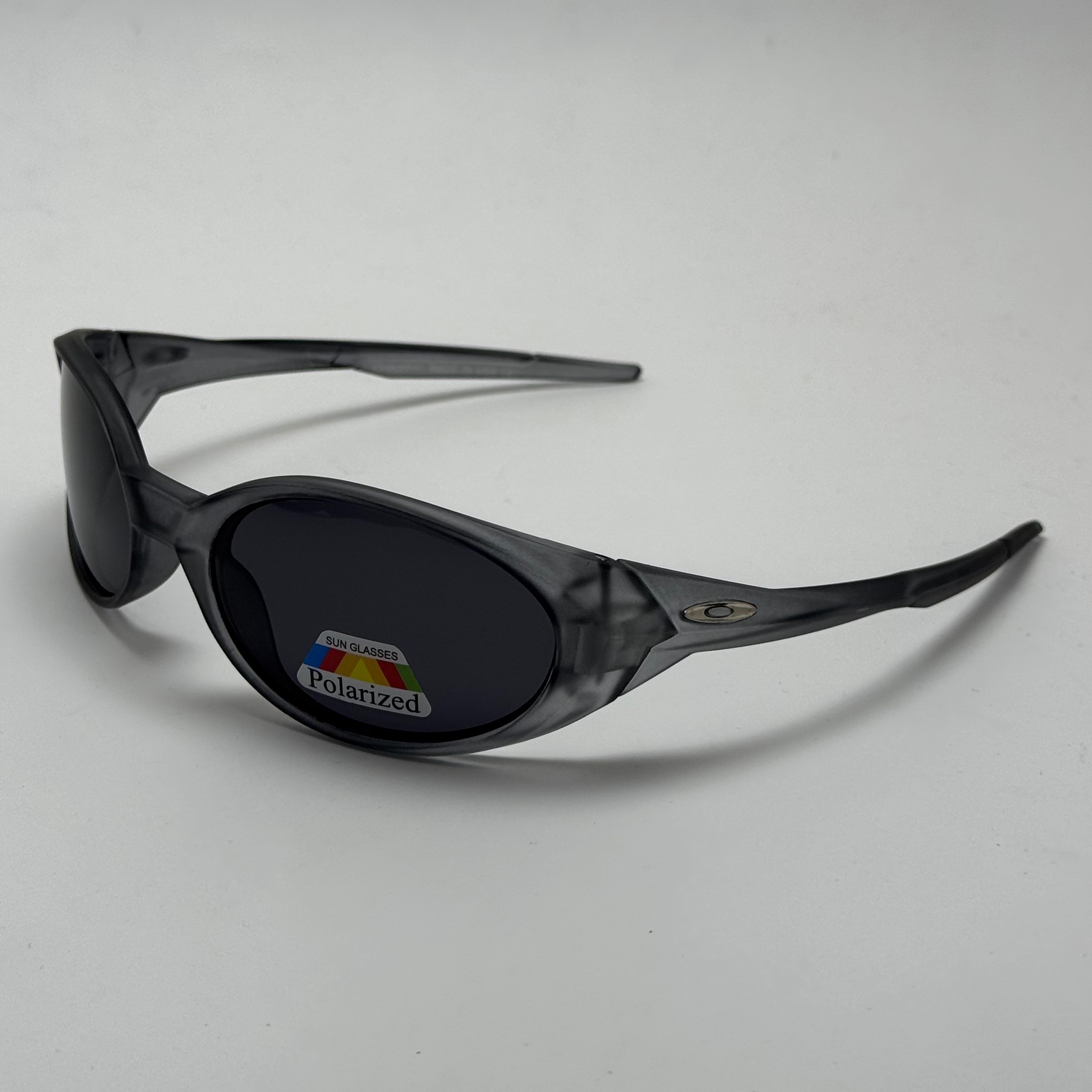 عینک آفتابی پلاریزه اوکلی مدل Oakley Eye Jacket Redux بیضی طوسی