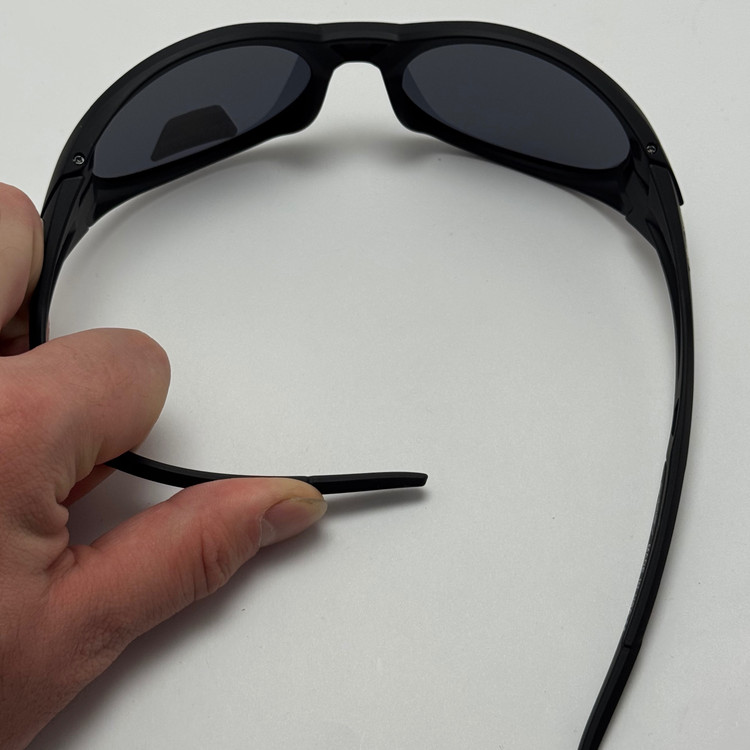 عینک آفتابی پلاریزه اوکلی مدل Oakley Eye Jacket Redux بیضی مشکی