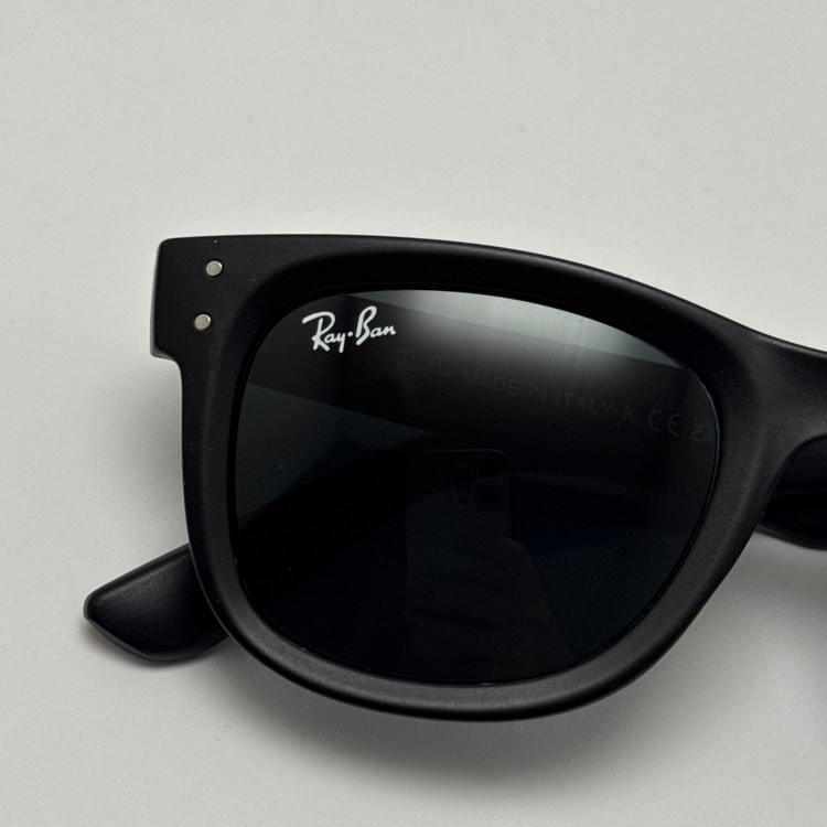 عینک آفتابی ریبن ویفرر شیشه سنگ مشکی مات به همراه پک کامل ریبن Rayban WAYFARER RB 0502S