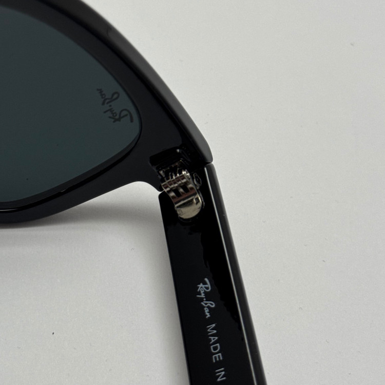 عینک آفتابی ریبن ویفرر شیشه سنگ تمام مشکی به همراه پک کامل ریبن Rayban WAYFARER RB 0502S
