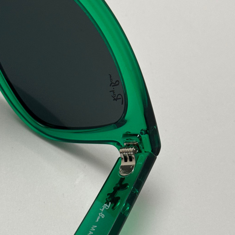 عینک آفتابی ریبن ویفرر شیشه سنگ سبز به همراه پک کامل ریبن Rayban WAYFARER RB 0502S