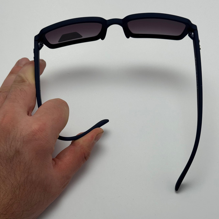 عینک آفتابی پلاریزه ریبن مستطیلی آبی پر رنگ کد rayban RB 2201