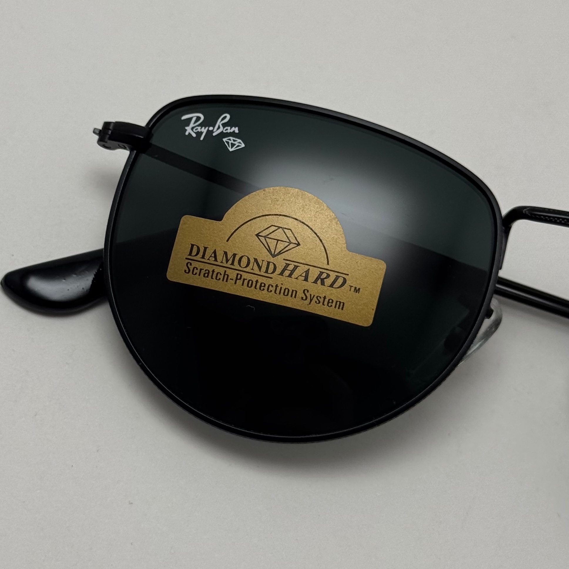 عینک آفتابی ریبن reyban شیشه سنگ تمام مشکی کد RB 3958