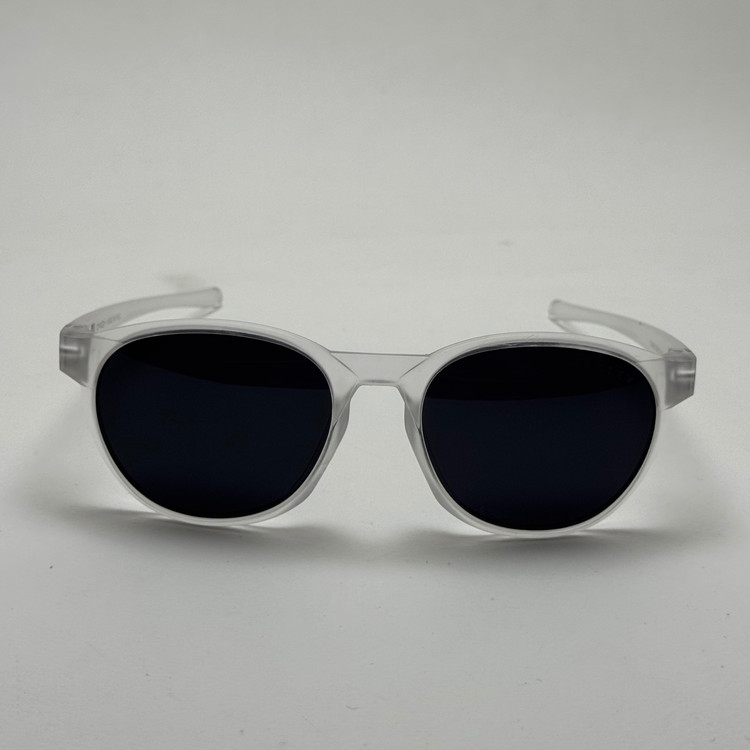 عینک آفتابی پلاریزه اوکلی Oakley فریم کریستالی عدسی مشکی گرد کد TO4910
