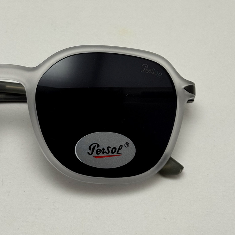 عینک آفتابی پلاریزه پرسول PERSOL کریستالی لولا فنری فوق سبک با کد رفرنس P 3221