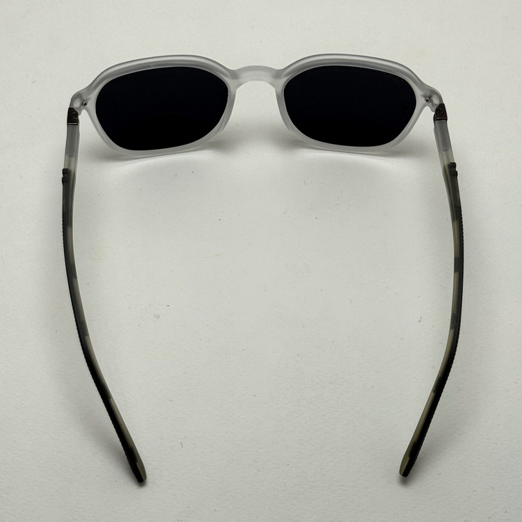 عینک آفتابی پلاریزه پرسول PERSOL کریستالی لولا فنری فوق سبک با کد رفرنس P 3221