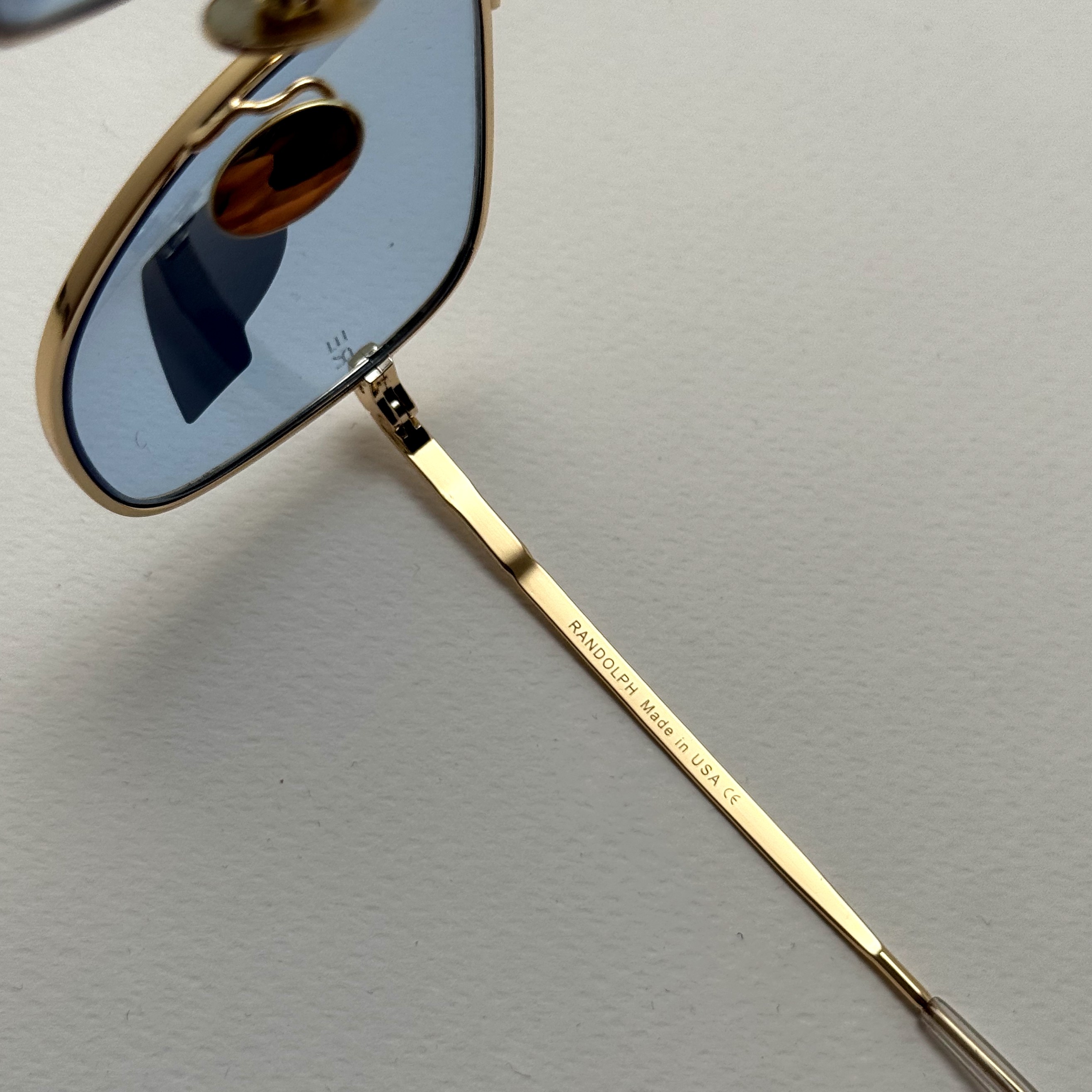 عینک آفتابی خلبانی رندولف شیشه سنگ آبی آسمانی طلایی فول پک RANDOLPH AVIATOR RE 58 24K GOLD