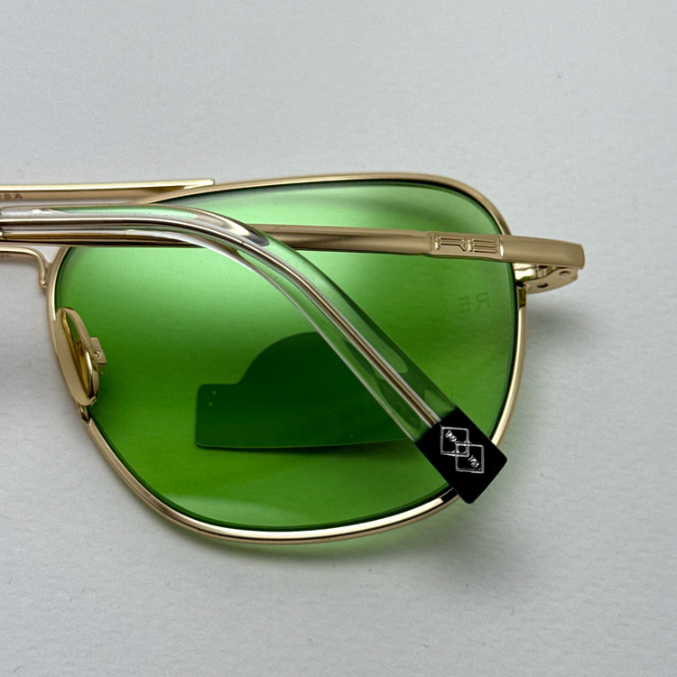 عینک شب و آفتابی خلبانی رندولف شیشه سنگ سبز فریم طلایی فول پک اصلی RANDOLPH AVIATOR RE 58 24K GOLD