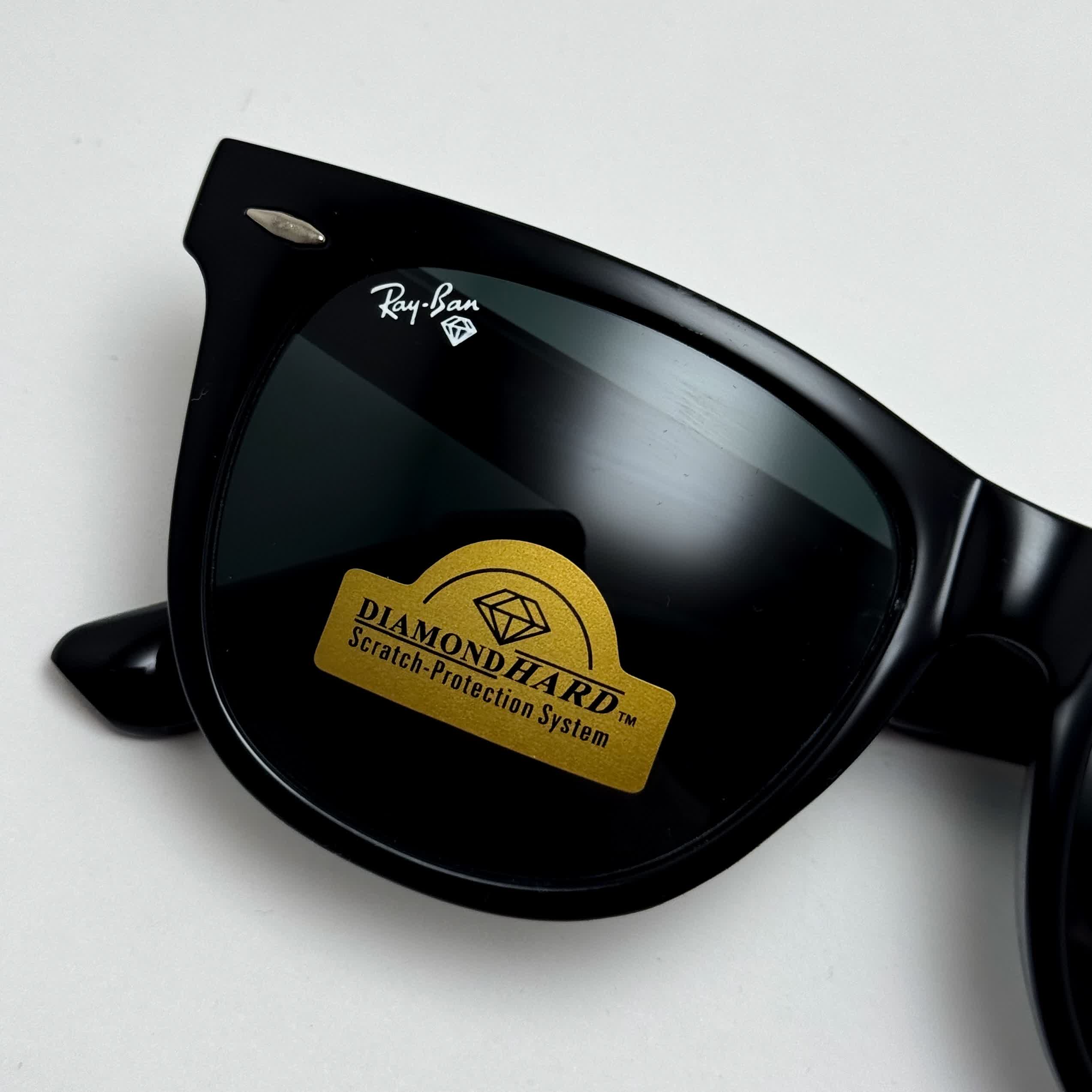 عینک آفتابی ریبن ویفرر شیشه سنگ مشکی براق به همراه پک کامل ریبن Rayban WAYFARER RB 2140 سایز 54