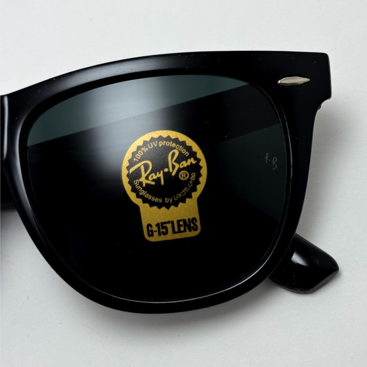 عینک آفتابی ریبن ویفرر شیشه سنگ مشکی براق به همراه پک کامل ریبن Rayban WAYFARER RB 2140 سایز 54