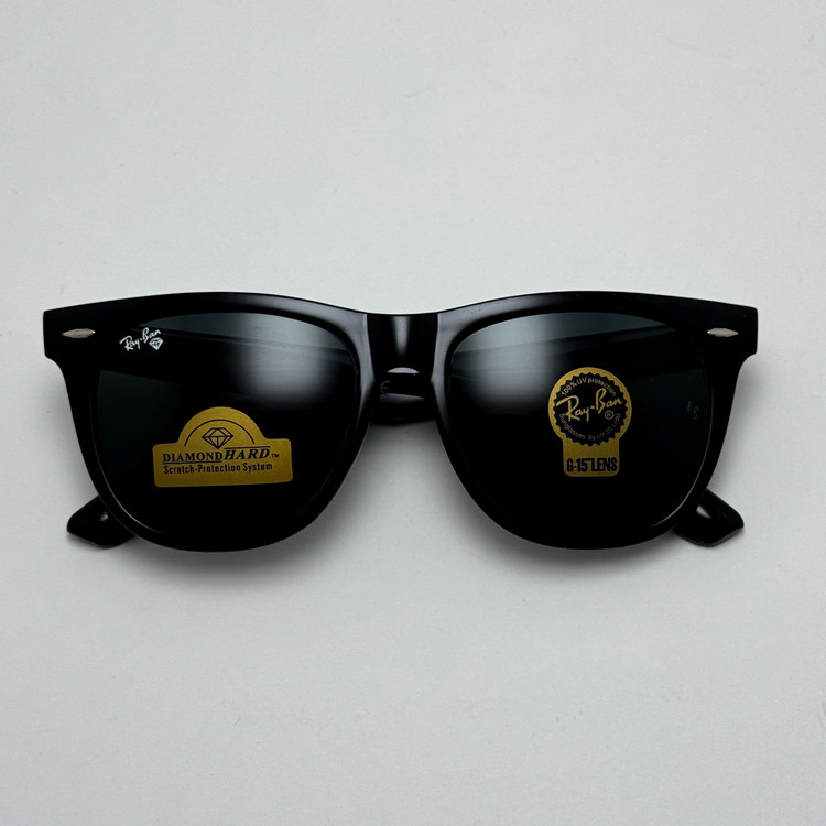 عینک آفتابی ریبن ویفرر شیشه سنگ مشکی براق به همراه پک کامل ریبن Rayban WAYFARER RB 2140 سایز 54