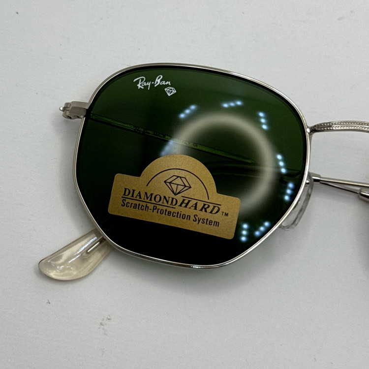 عینک ریبن هگزونال شیشه سنگ سبز فریم نقره ای به همراه پک کامل ریبن کد Rayban RB 3548