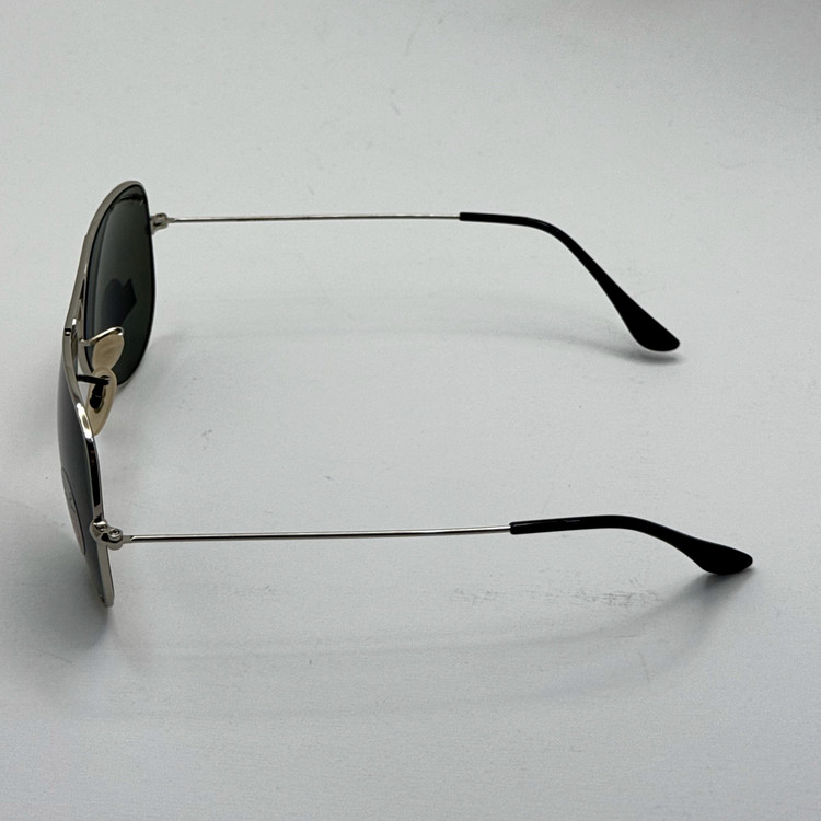عینک ریبن خلبانی شیشه سنگ پلاریزه سبز با فریم نقره ای به همراه پک کامل ریبن کد Rayban RB 3026