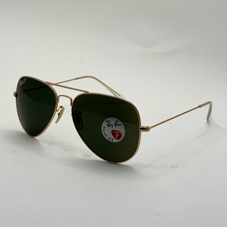 عینک ریبن خلبانی شیشه سنگ پلاریزه سبز با فریم طلایی به همراه پک کامل ریبن کد Rayban RB 3026