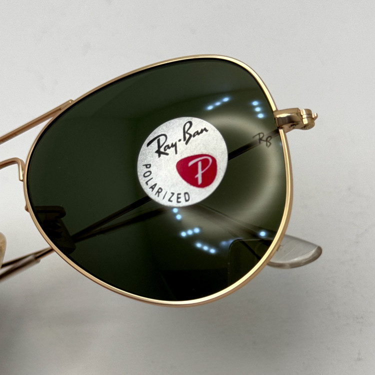 عینک ریبن خلبانی شیشه سنگ پلاریزه سبز با فریم طلایی به همراه پک کامل ریبن کد Rayban RB 3026
