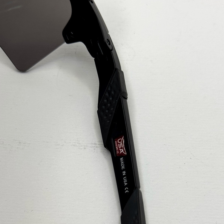 عینک آفتابی اوکلی نقره ای مشکی کد OAKLEY 4935