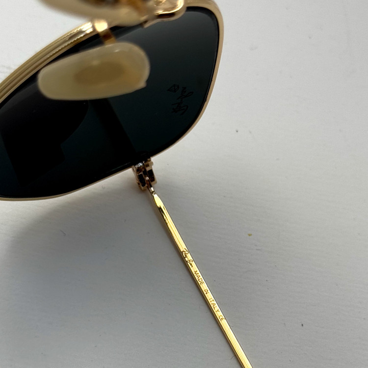 عینک ریبن هگزونال شیشه سنگ مشکی فریم طلایی به همراه پک کامل ریبن کد Rayban RB 3548