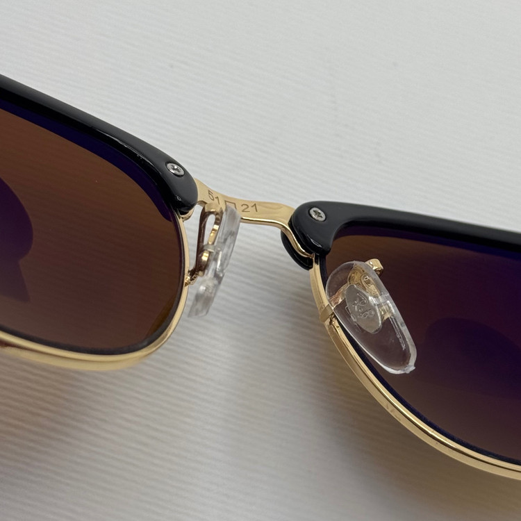 عینک آفتابی ریبن rayban کلاب مستر شیشه سنگ قهوه ای فریم طلایی rb 3016 به همراه پک کامل
