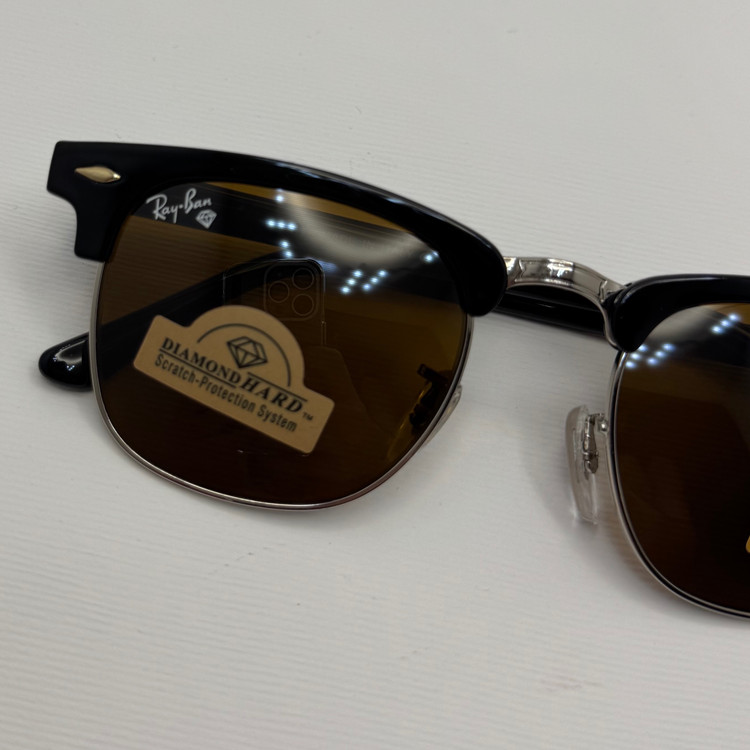 عینک آفتابی ریبن rayban کلاب مستر شیشه سنگ قهوه ای فریم نقره ای rb 3016 به همراه پک کامل