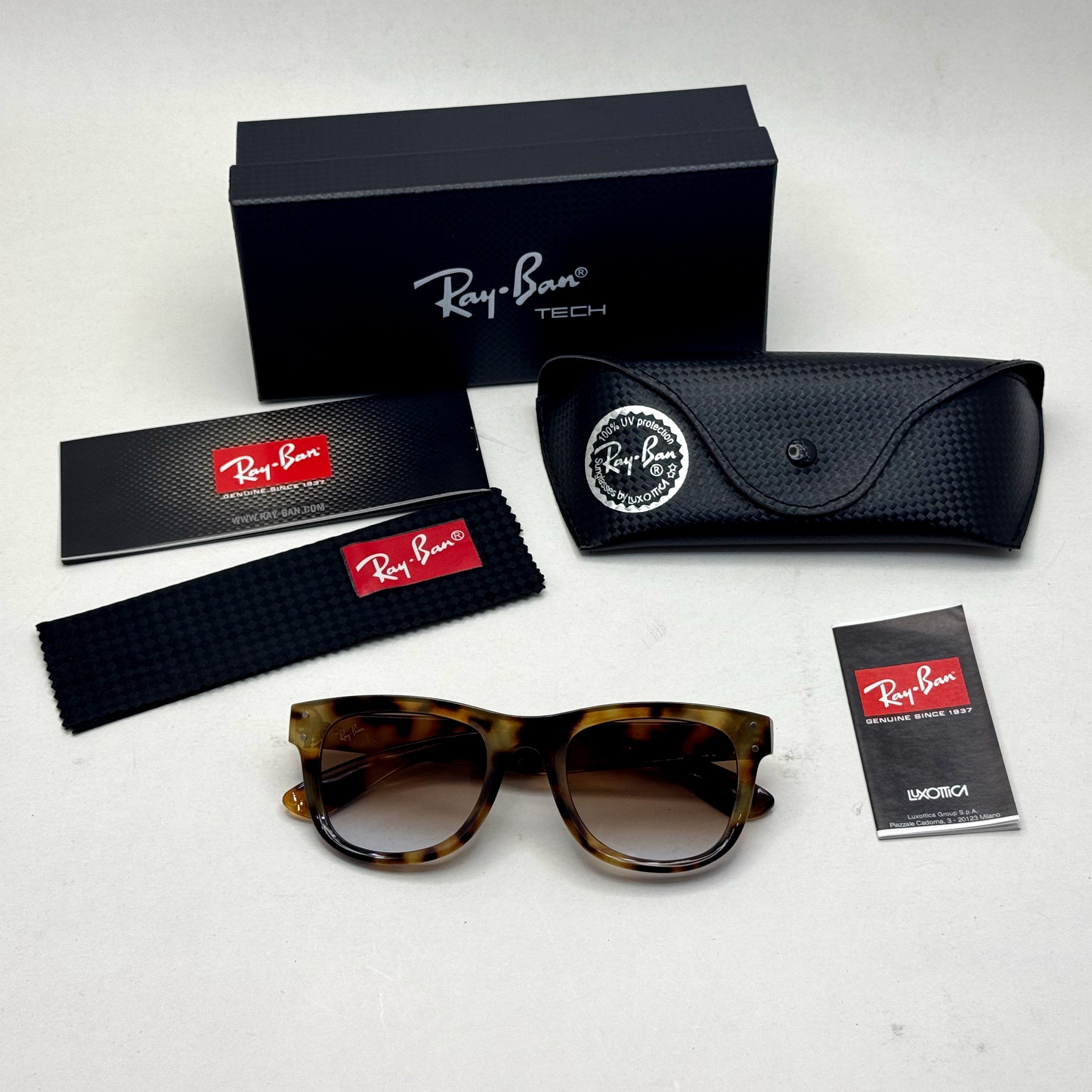 عینک آفتابی ریبن ویفرر ریورس پلنگی به همراه پک کامل rayban