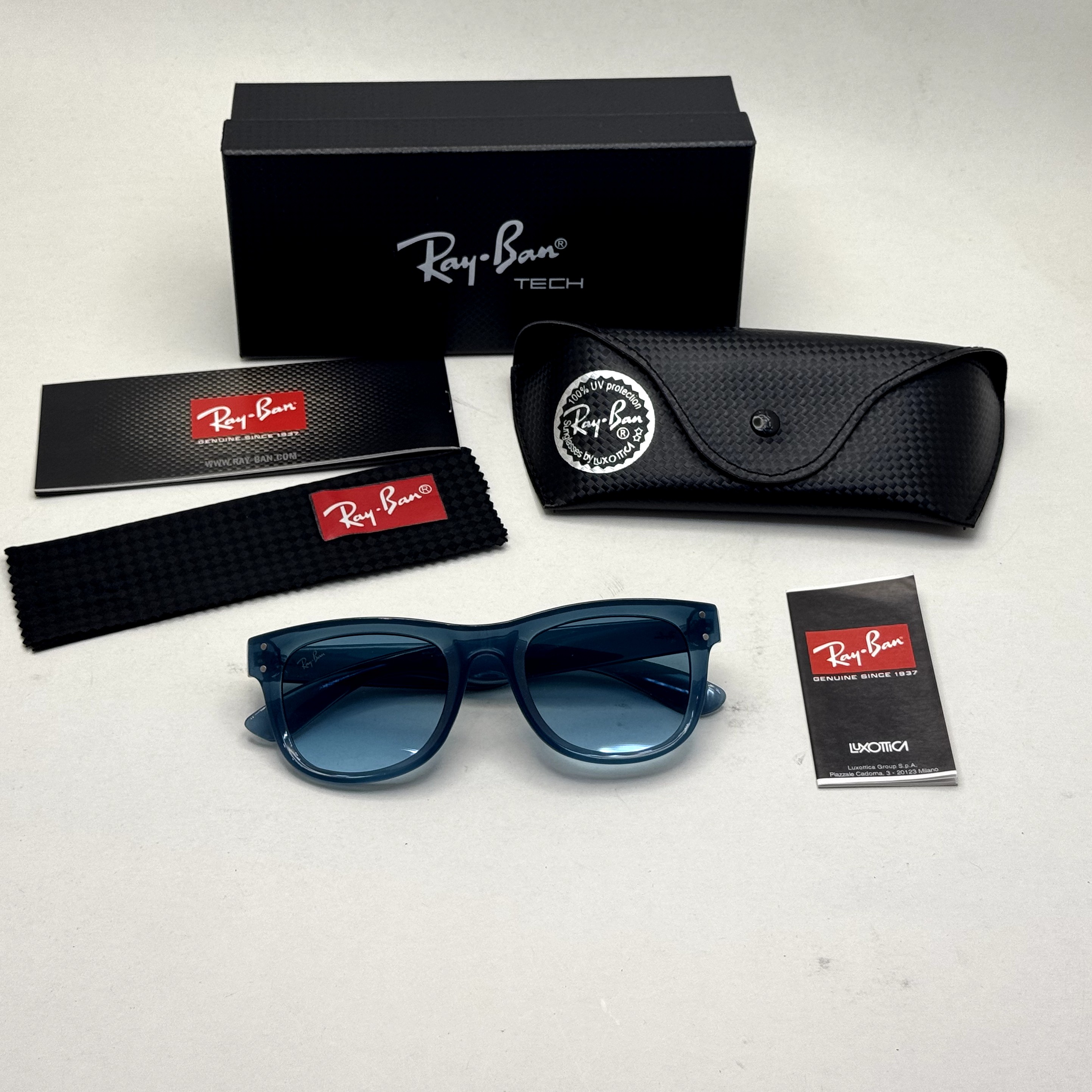 عینک آفتابی ریبن ویفرر ریورس آبی به همراه پک کامل rayban