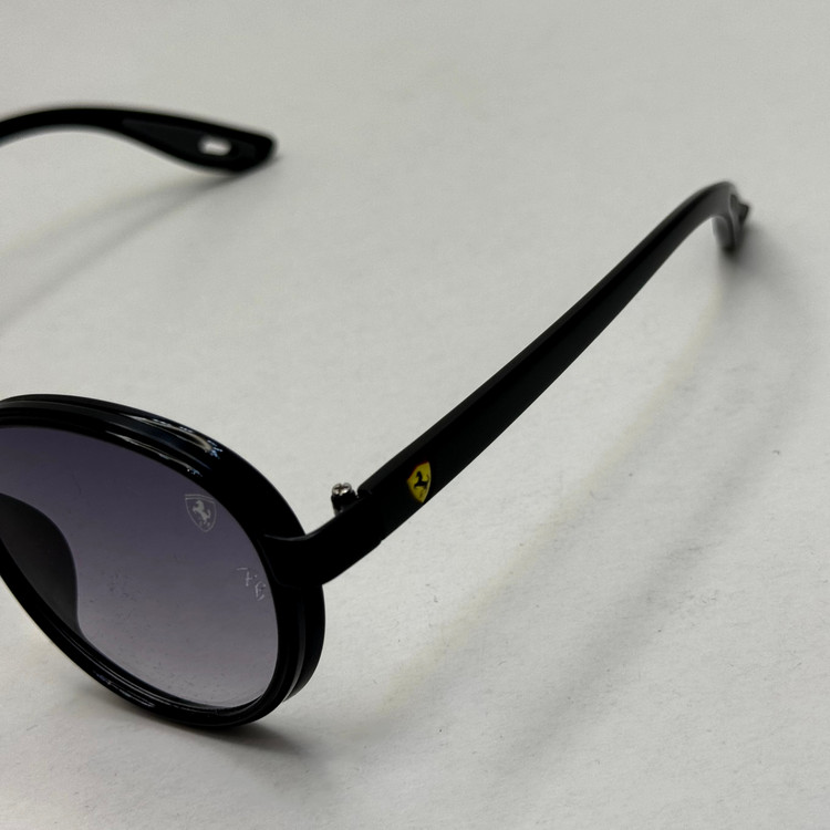 عینک آفتابی گرد ریبن فراری مشکی با پک کاملRayban Ferrari RB3705
