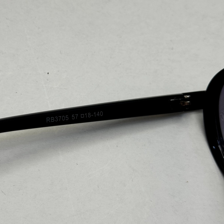 عینک آفتابی گرد ریبن فراری مشکی با پک کاملRayban Ferrari RB3705
