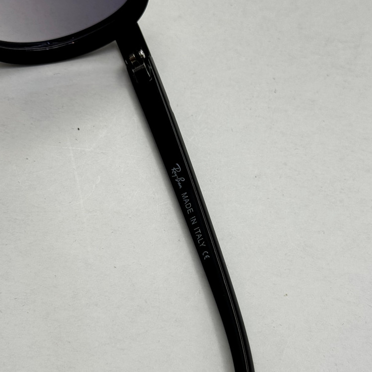 عینک آفتابی گرد ریبن فراری مشکی با پک کاملRayban Ferrari RB3705