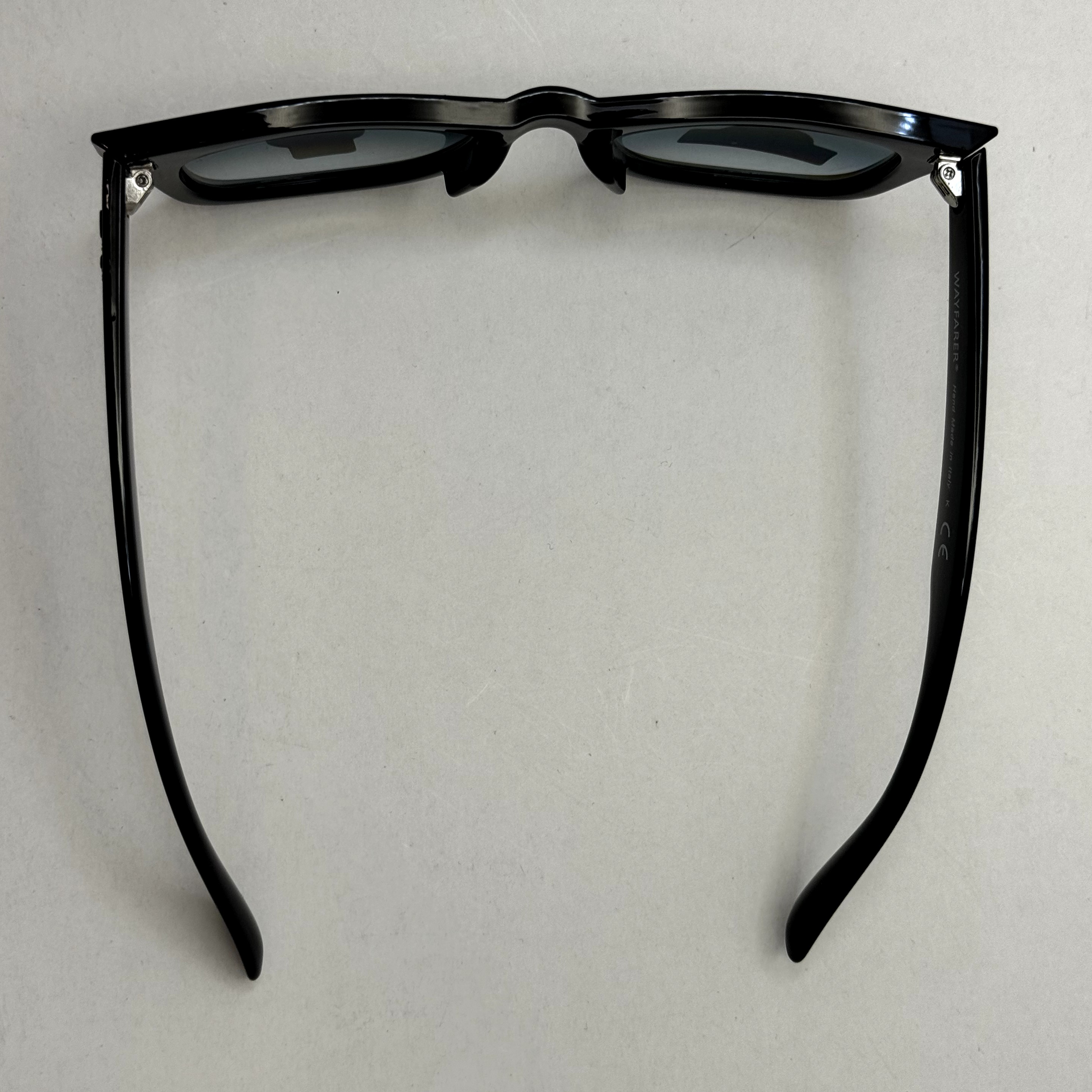 عینک ریبن ویفرر reyban WAYFARER سایز 50 آبی هایلایت به همراه پک کامل و اچار مخصوص عینک RB 2140