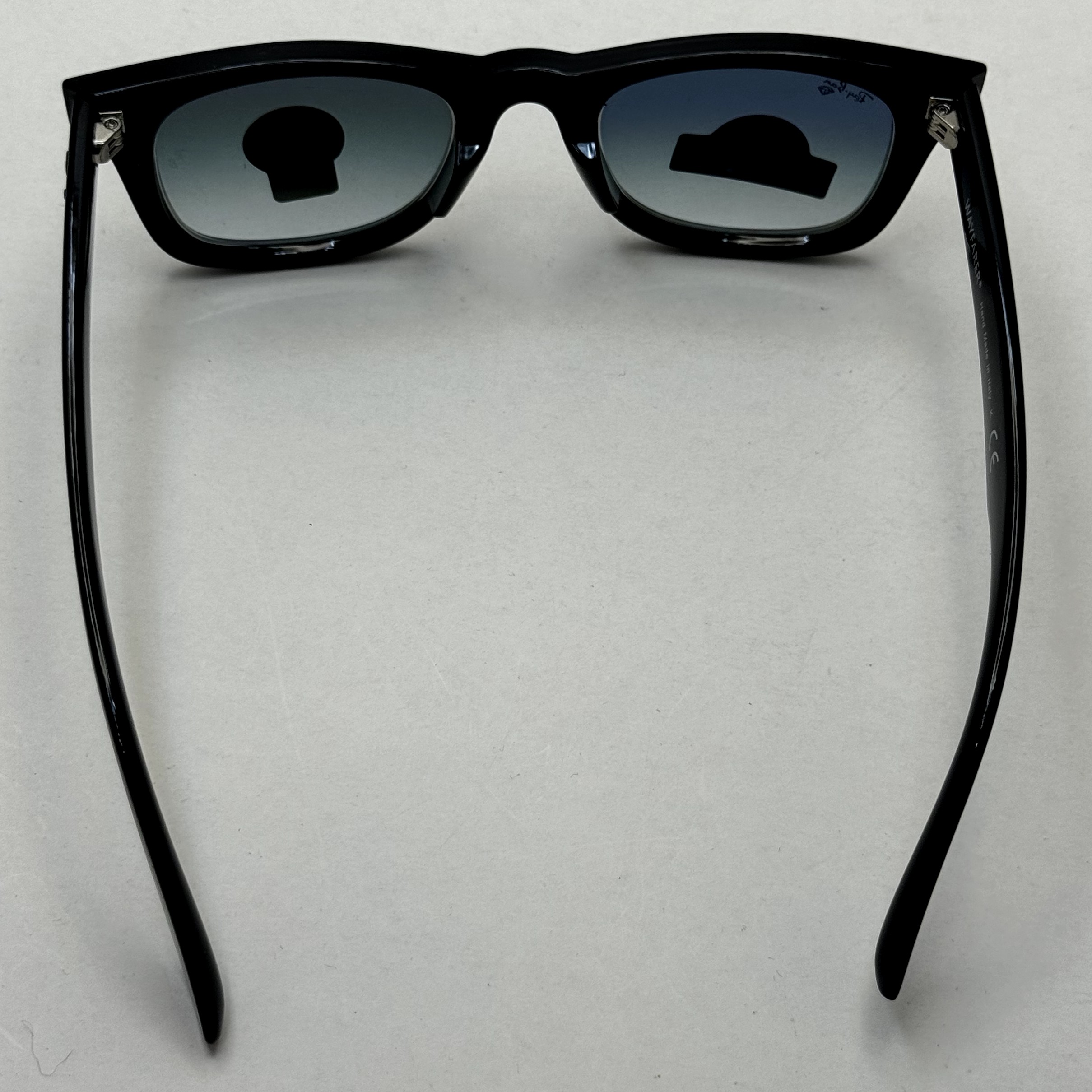 عینک ریبن ویفرر reyban WAYFARER سایز 50 آبی هایلایت به همراه پک کامل و اچار مخصوص عینک RB 2140