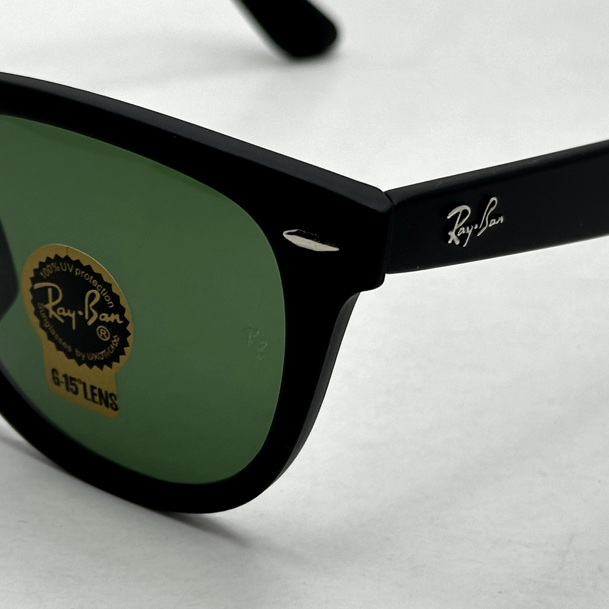 عینک آفتابی ریبن rayban ویفرر شیشه سنگ مشکی مات عدسی سبز سایز 54 به همراه پک کامل اورجینال RB 2140