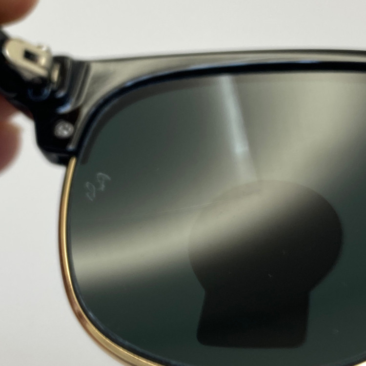 عینک ریبن rayban کلاب مستر شیشه سنگ مشکی طلایی RB 3016 با پک کامل اورجینال ریبن (جعبه،کیف،دستمال نانو،شناسنامه،کاتالوگ)