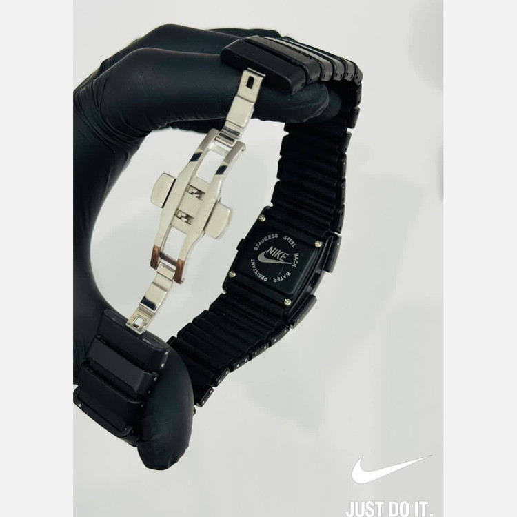 ساعت نایکی nike کیفیت اصلی نایک با جعبه در رنگ بندی