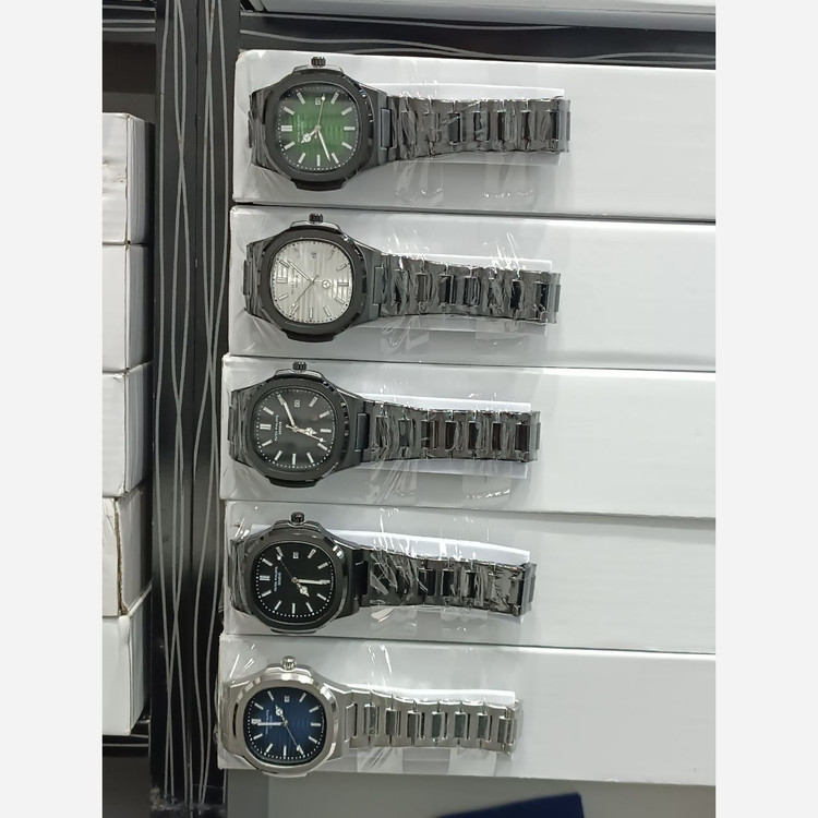 ساعت مچی مردانه پتک فیلیپ ناتیلوس کیفیت درجه یک Patek philippe natilous با جعبه و ارسال رایگان در رنگبندی کامل