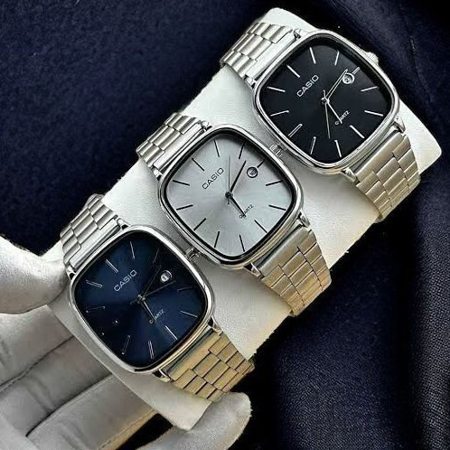 ساعت کاسیو اولدمانی مربعی فول مشکی کیفیت ای پی چی بالاترین کیفیت بازار درجه یک همراه با جعبه مخصوص و ارسال رایگان