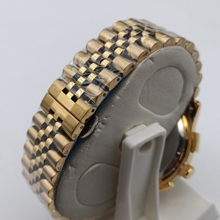 ساعت سیکو طلایی صفحه سبز طرح سه موتور 5748 تک مردانه