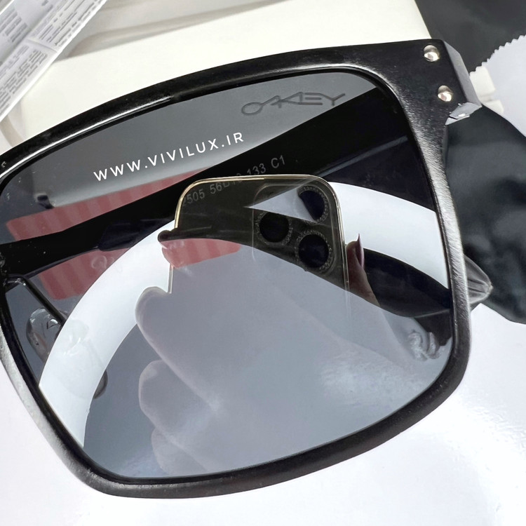 عینک آفتابی برند اوکلی OAKLEY مدل 2505 فریم سبک سایز 56 با UV 400با تکنولوژی هیدروفوبیک و HDO با پک کامل اورجینال اصلی
