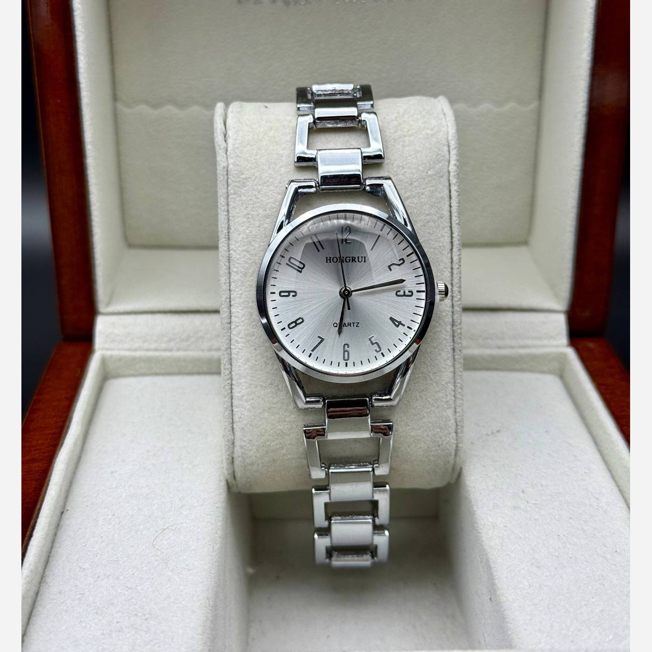 ساعت مچی زنانه هانگری به قیمت پخش با ارسال رایگان