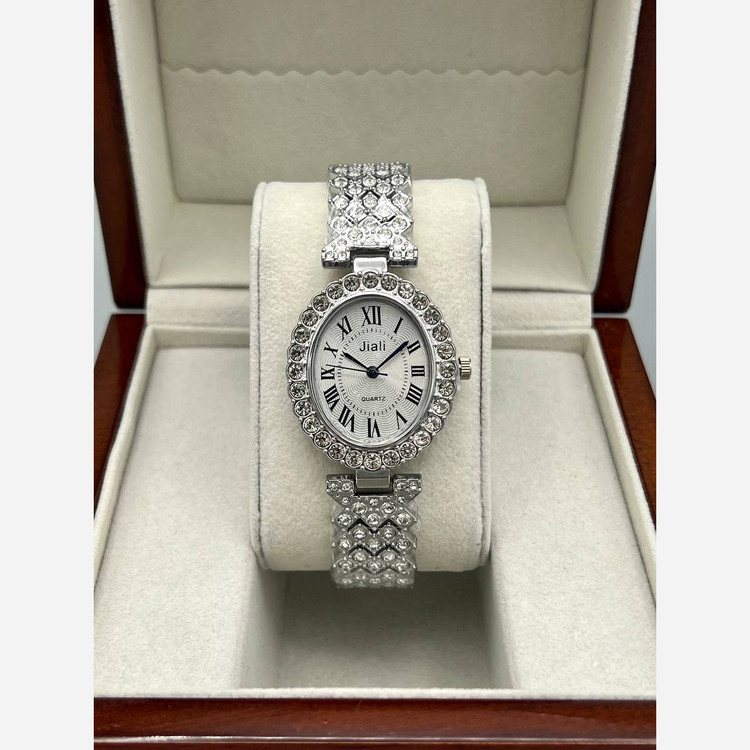 ساعت مچی زنانه نگین دار به قیمت پخش