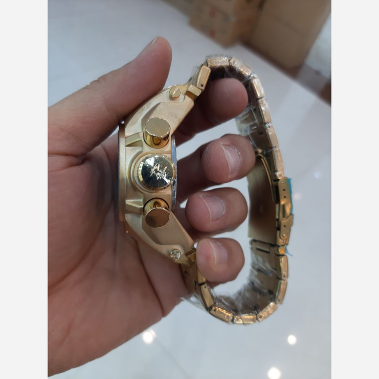 ساعت مچی مردانه سه موتوره فعال کرنوگراف