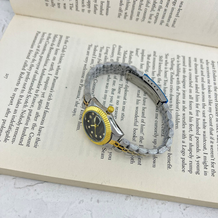 ساعت مچی عقربه ای زنانه مدل W4030