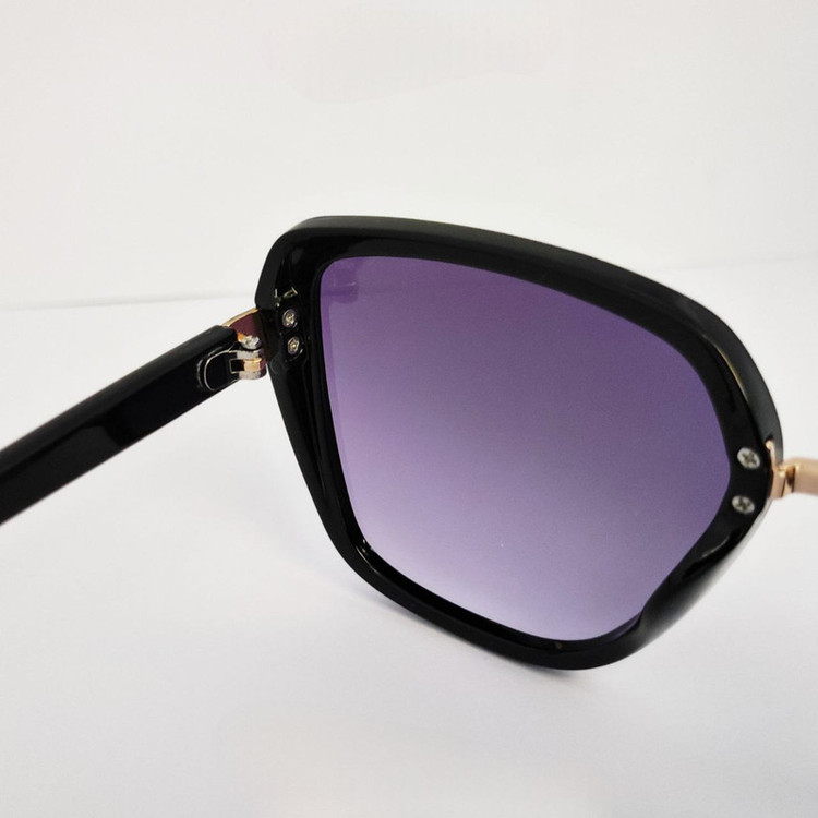 عینک آفتابی زنانه مدل 8016-UV400
