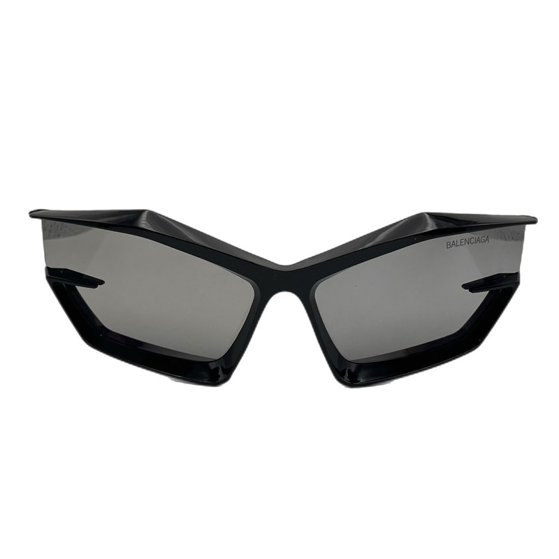عینک آفتابی زنانه و مردانه فریم خاص UV 400 مدل 24030