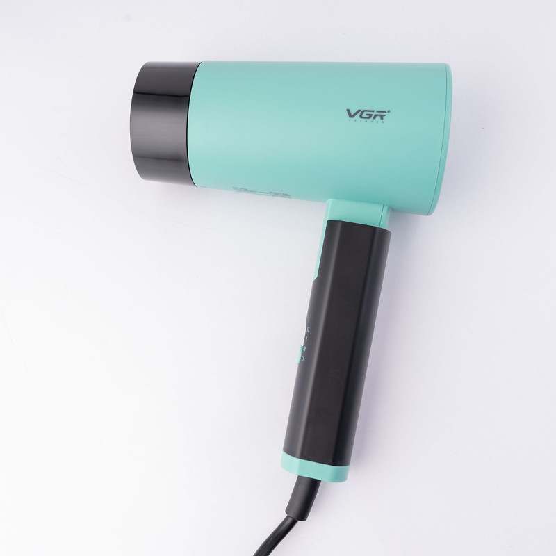 سشوار مسافرتی 1600 وات وی جی ار مدل V-426، موتور DC، وزن 600 گرم، المنت فلز، دارای سری متمرکزکننده باریک با ویژگی صافکنندگی، با قابلیت باد سرد